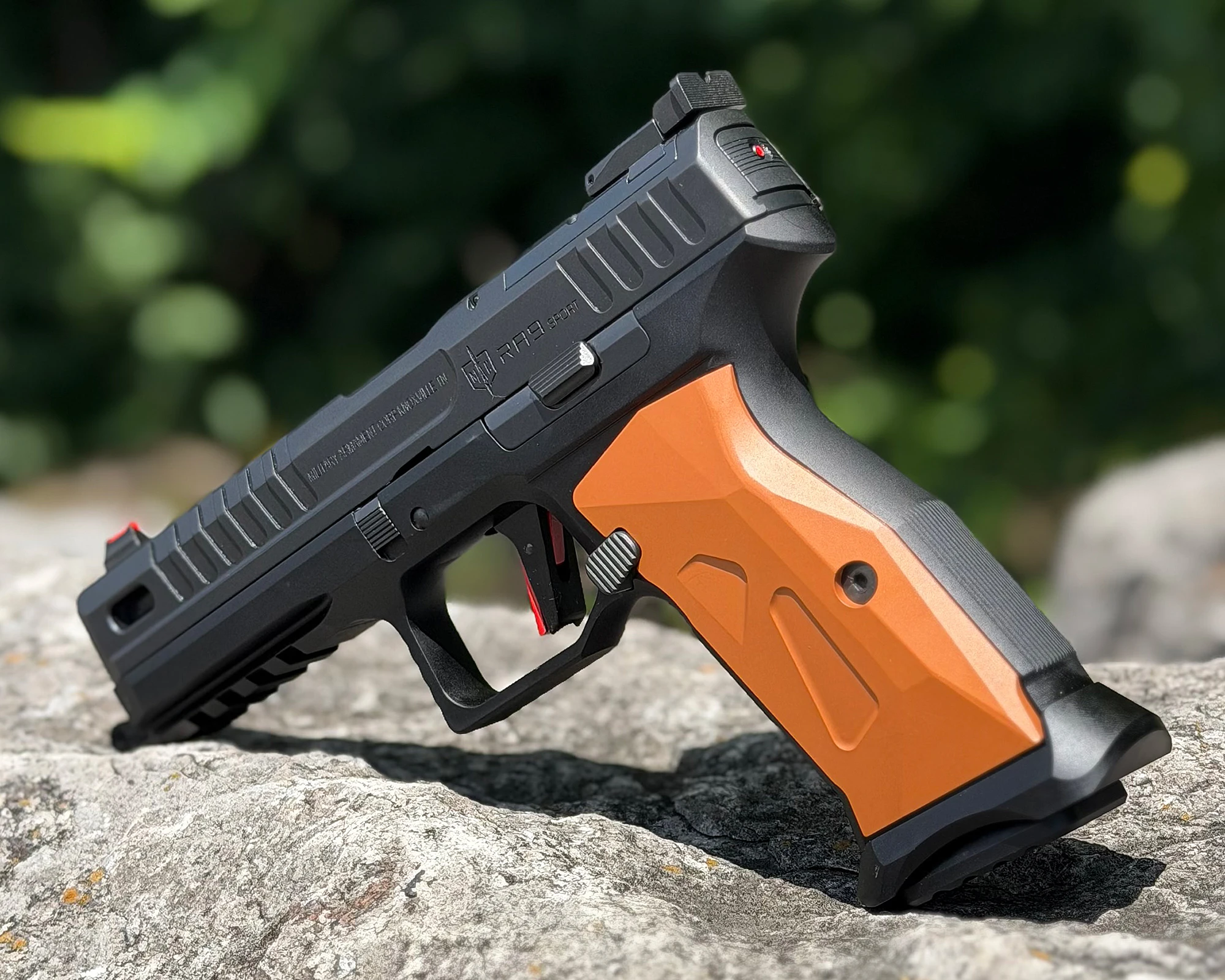 MAC Handguns Image